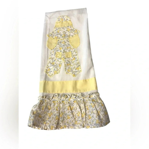 Sunbonnet Sue And Sam Handmade Hand Towels Yellow/white Ruffle Detail Set Of 2 - Picture 4 of 10